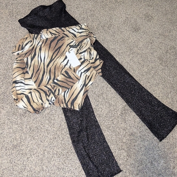 Leith Tops - Leith Tiger Print Long Sleeve XS NWT & H&M Sparkling Pants Size S